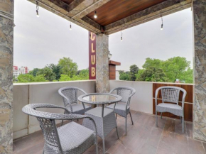 Townhouse Club Hotel & Rooftop-Cafe